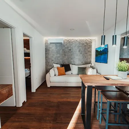 Modern Seaside House Pakoštane